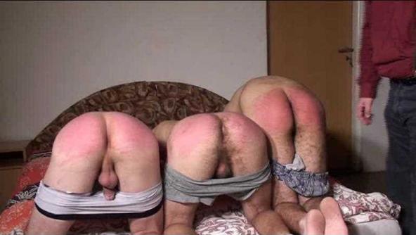 SPANKING TWINKS 2 va